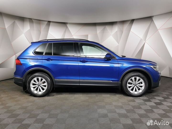 Volkswagen Tiguan 1.4 AMT, 2021, 69 370 км