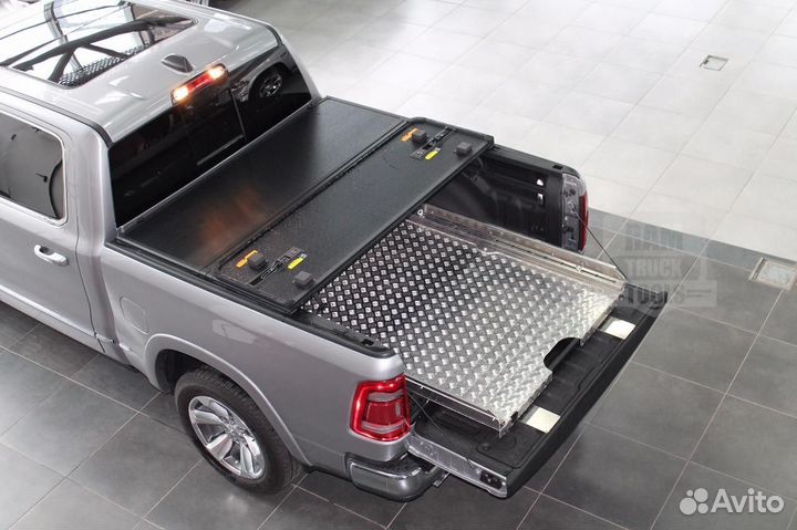 Крышка в кузов Jack T6 3х секционная U-tuning