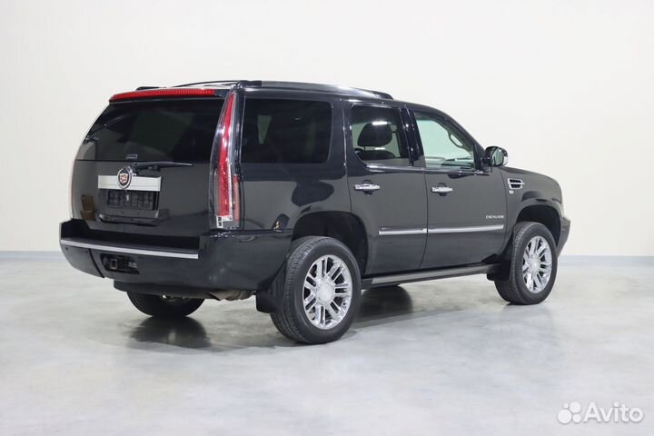 Cadillac Escalade 6.2 AT, 2013, 158 005 км