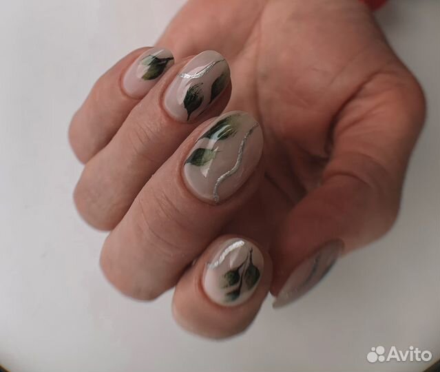 Наращивание ногтей