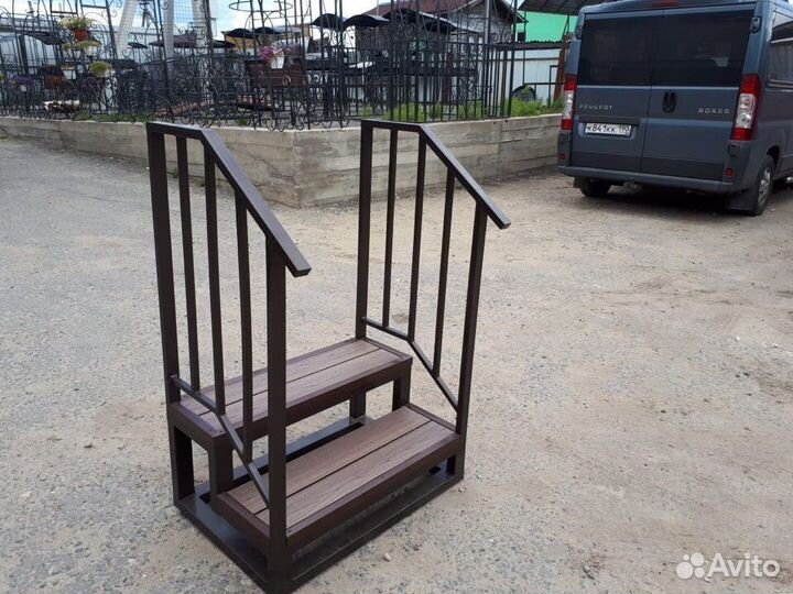 Крыльцо-лестница