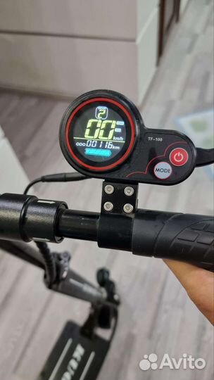 Самокат взрослый электрический бу