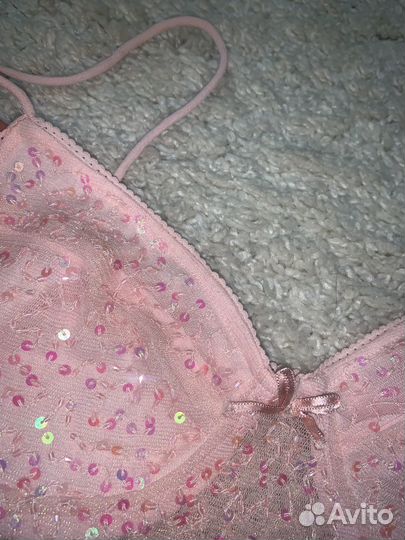 Кроп топ bershka