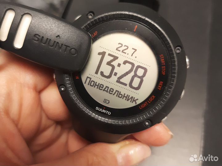 Часы Suunto ambit 3