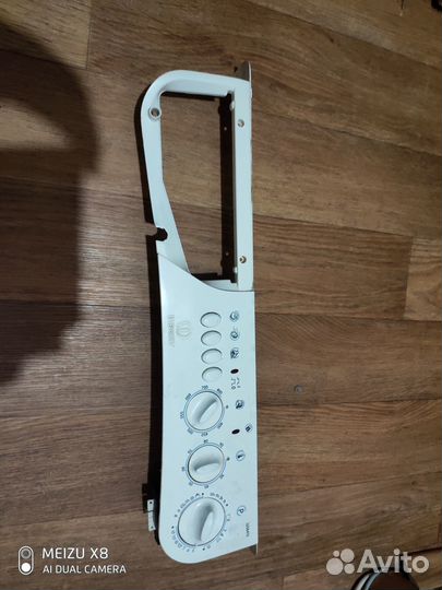 Панель стиральной машины индезит WS84TX