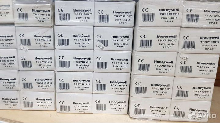 T6371B1017 honeywell