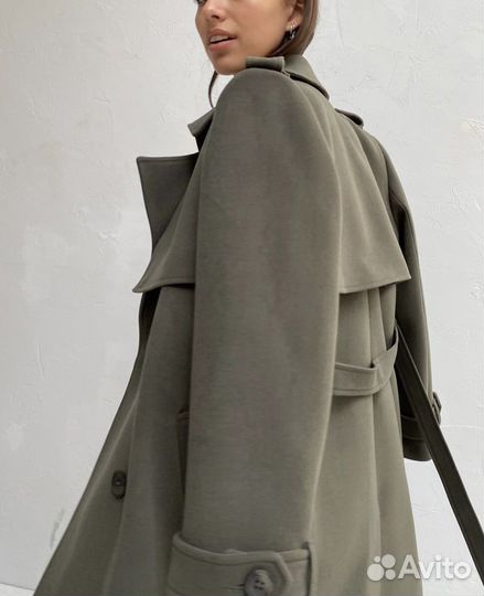 Пальто-тренч в идеальном состоянии