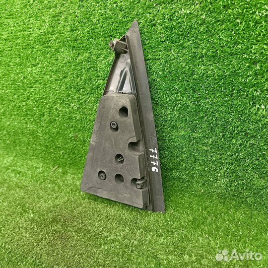 Уголок двери внешний задний левый Chevrolet