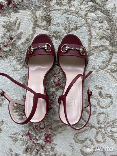 Босоножки Gucci 37 оригинал