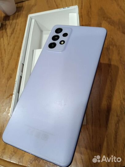 Samsung A72 8/256