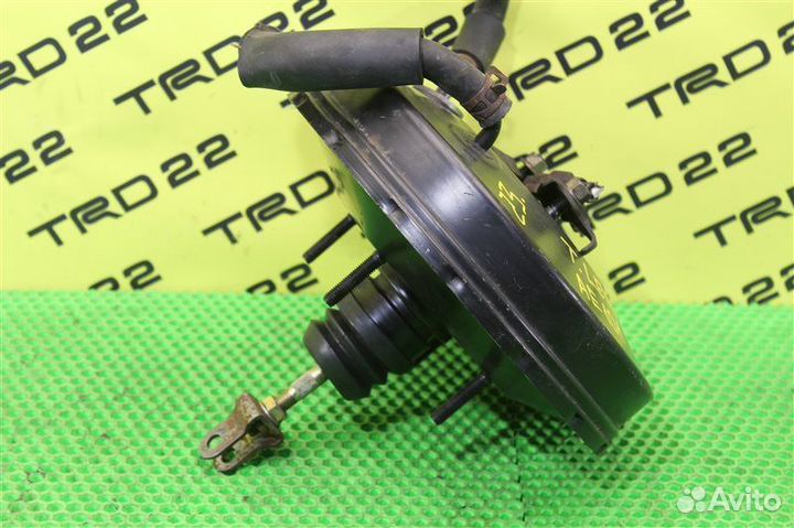 Вакуумный усилитель Toyota Corolla Levin AE101