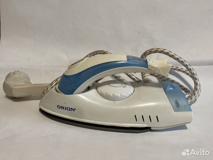 Утюг дорожный