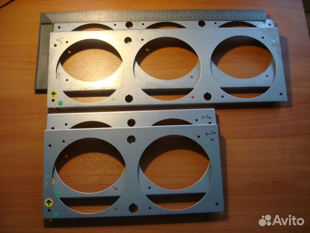 Крепления для двух, трех вентиляторов