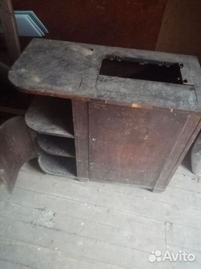 Машинка швейная