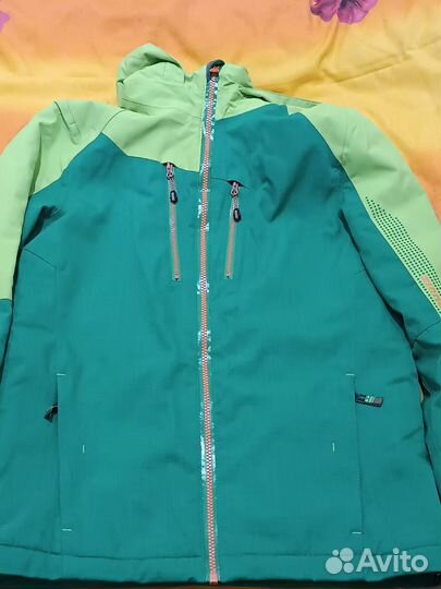 Куртка демисезонная на подростка