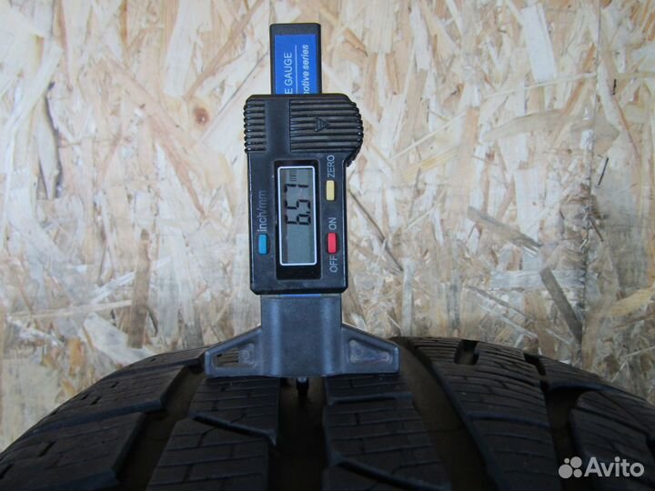 Pirelli Winter Sottozero 240 Serie II 215/45 R18