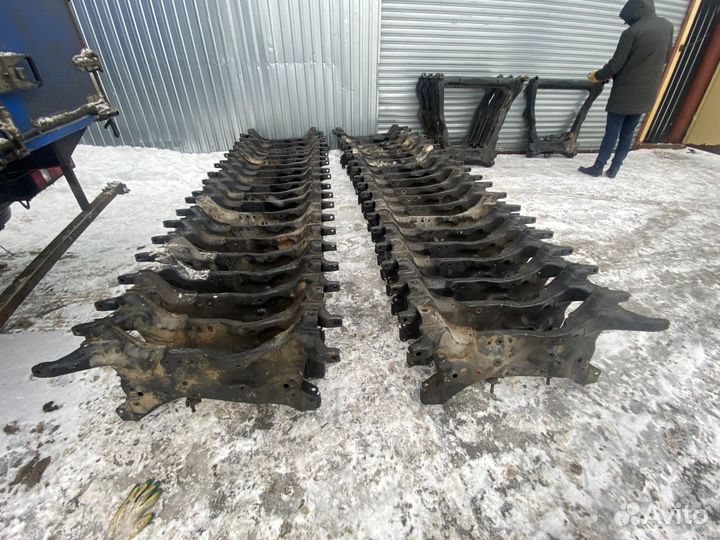 Подрамник Mitsubishi outlander 1 2002-2007