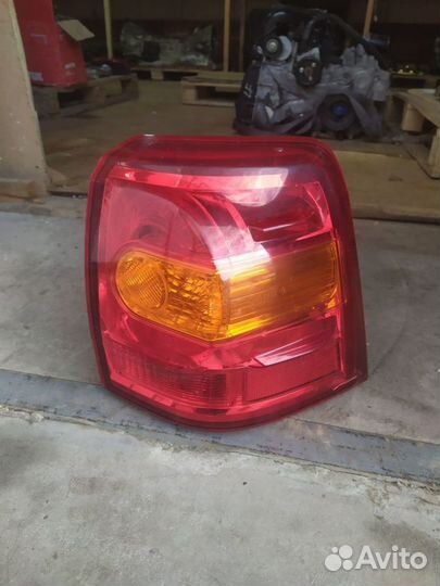 Фонарь правый Тойота 200 рестайлинг 2012-2015