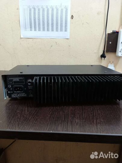 Усилитель для бас гитары