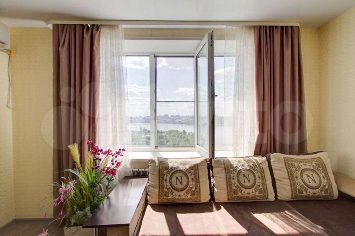 2-к. квартира, 82 м², 21/25 эт.