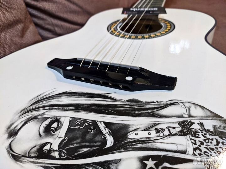 Гитара с чехлом