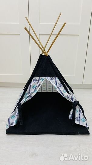 Лежанка-вигвам для животного