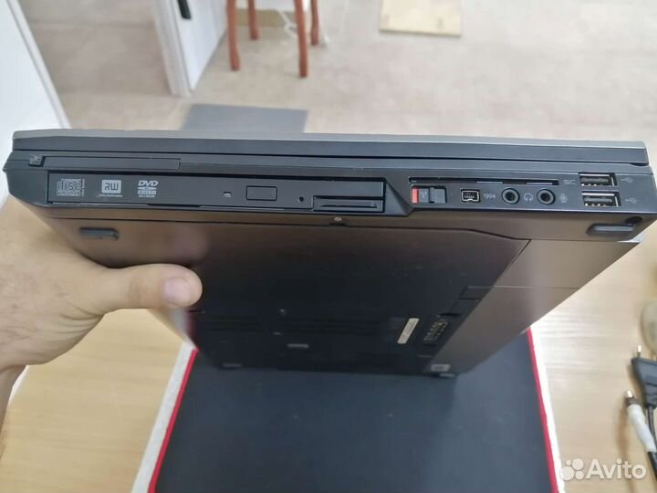 Ноутбук Dell Core i7 озу 8 гб