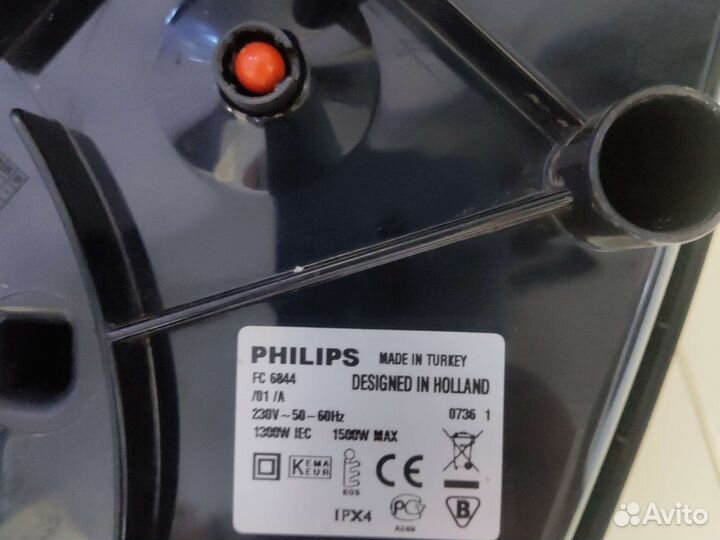 Моющий пылесос philips FC 6844