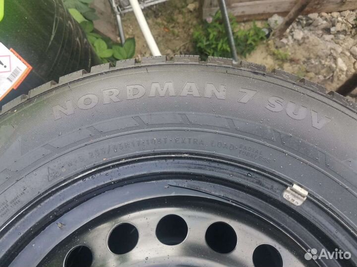 Nokian Tyres Nordman 7 SUV 235/65 R17