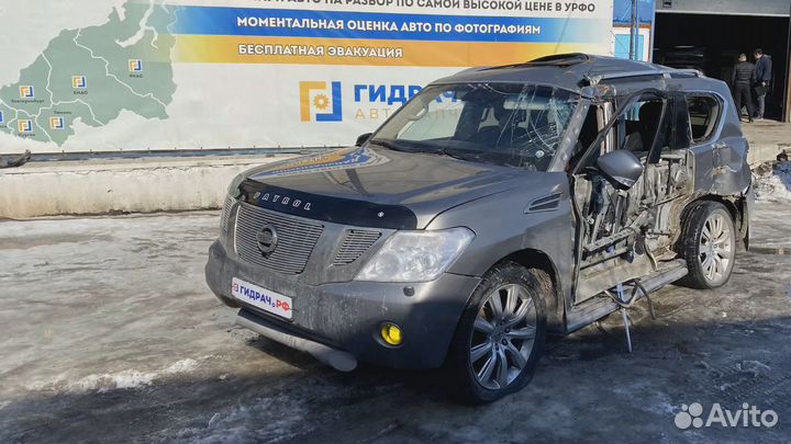 Блок электронный Nissan Patrol (Y62)