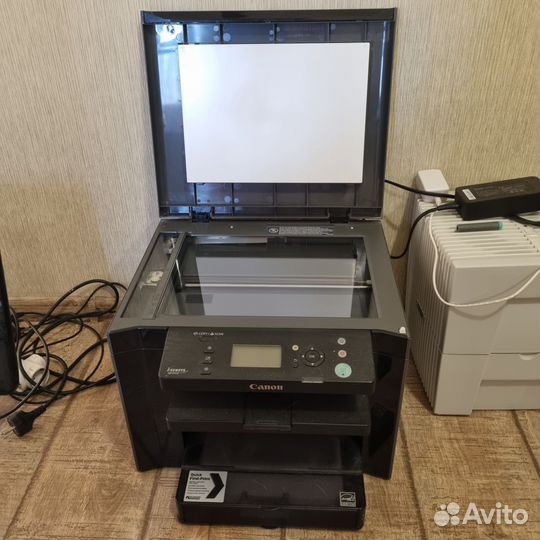 Принтер-сканер-копир лазерный canon
