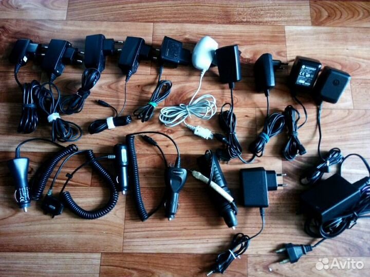 Зарядки для телефона