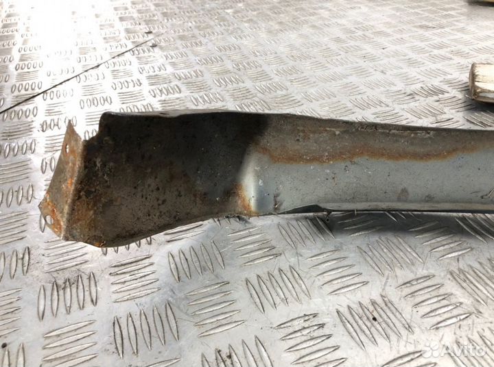 Крыло Chrysler Voyager (2001-2007)