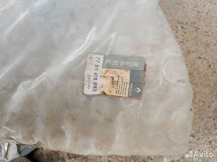 Крышка багажника рено симбол