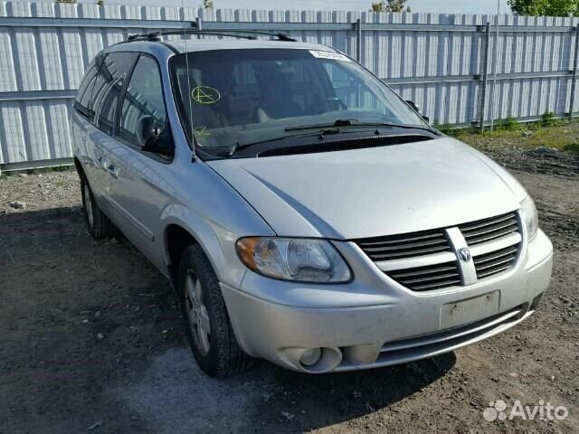 Разбор на запчасти Dodge Caravan 2001-2008