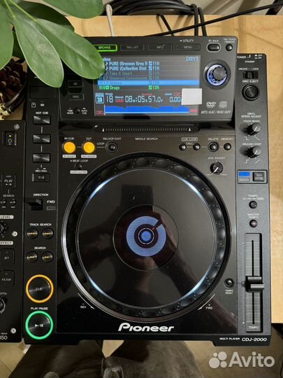 Пара Pioneer CDJ-2000