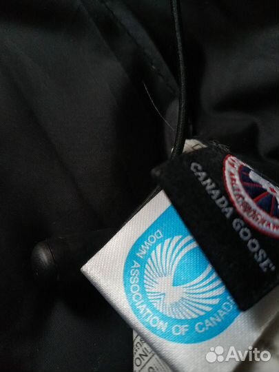 Куртка зимняя Canada goose