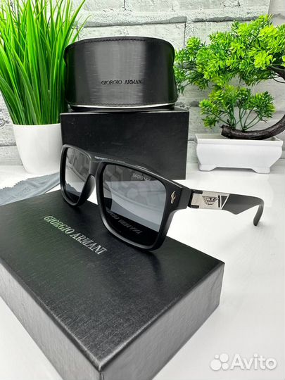 Солнцезащитные очки мужские armani