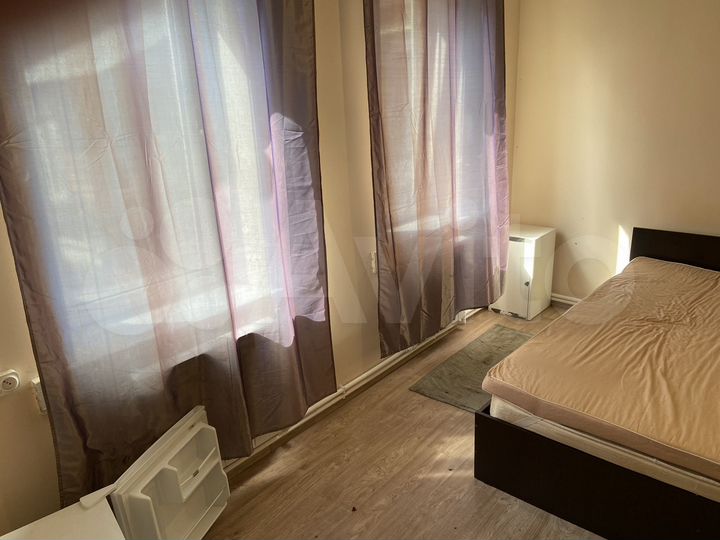 Дом 32 м² на участке 1 сот.