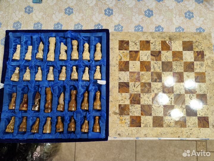 Шахматы из оникса