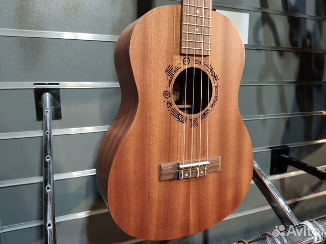 Flight NUB310 - Укулеле