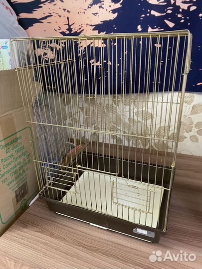 Клетка для попугаев / птиц