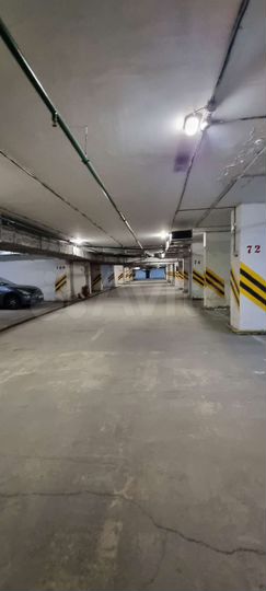 Машиноместо, 17 м²