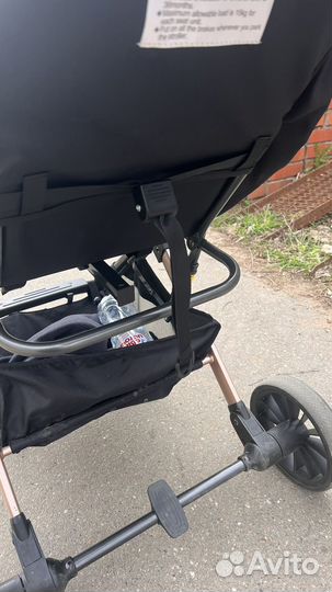 Прогулочная коляска