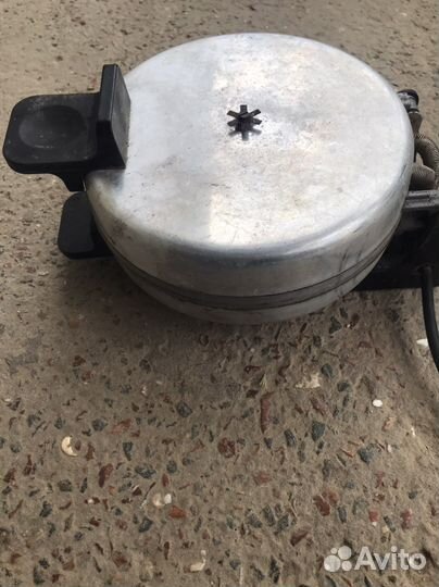 Вафельница