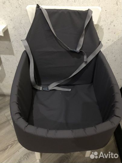 Автокресло для собак