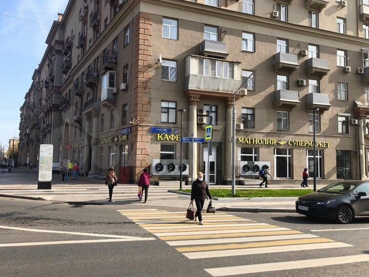 Торговая площадь 515,6 кв.м. с арендатором 