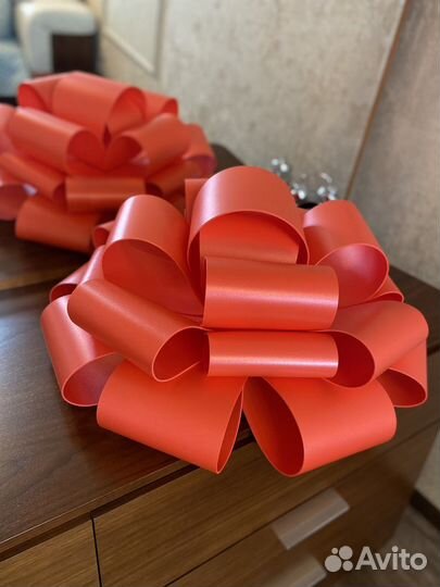 Большой бант на машину