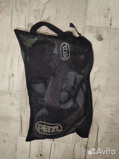 Страховочная система Petzl Pandion