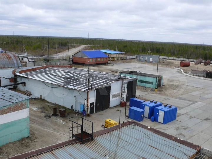 Машиноместо, > 30 м²